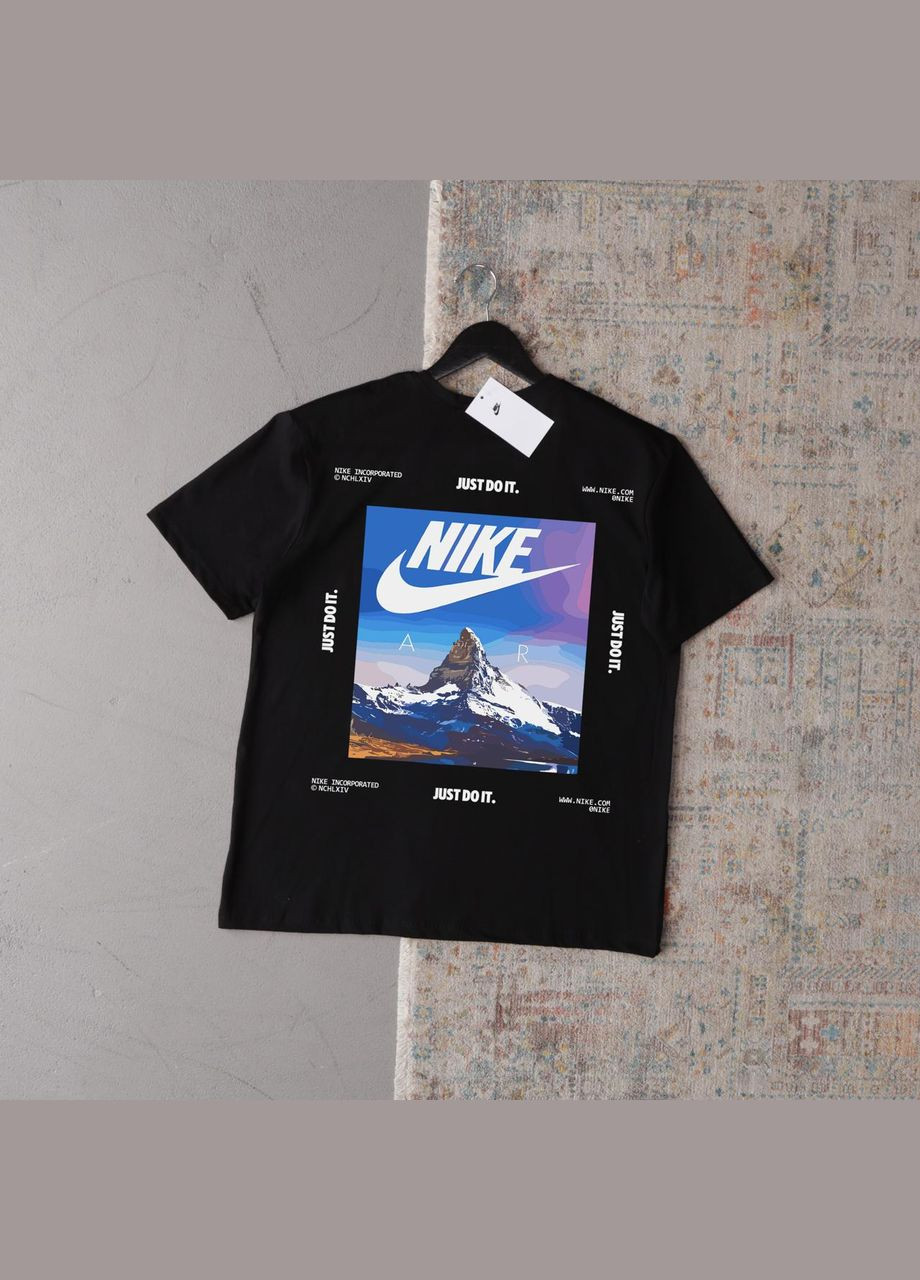 Черная футболка (черный цвет) No Brand