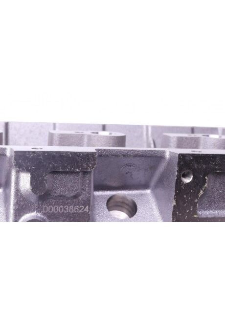 Головка блоку циліндрів 908574 AMC (347156328)