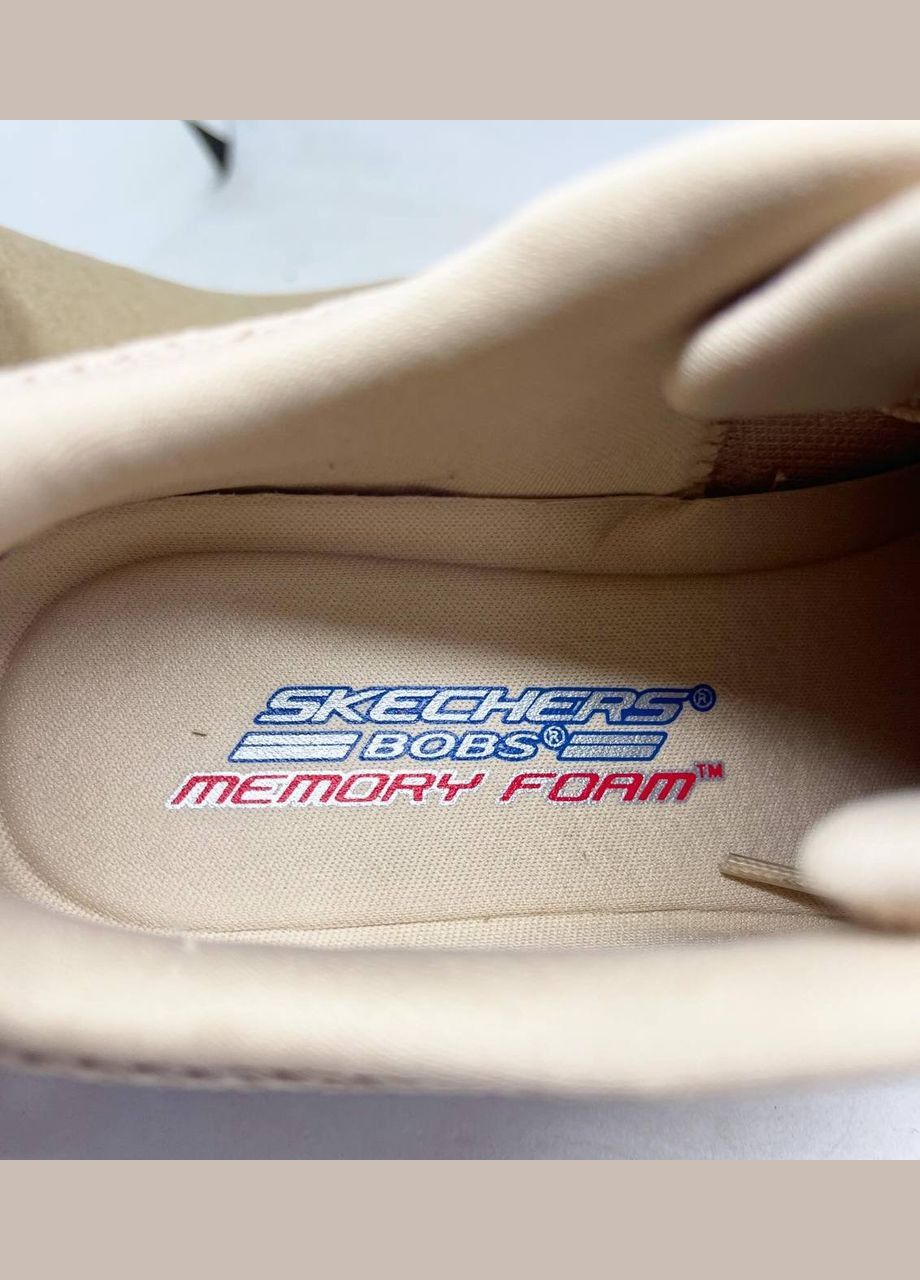 Бежеві кросівки жіночі Skechers BOBS SPORT Face Off