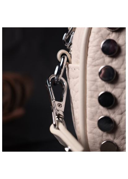 Сумка Кожаная декорированная металлическими кнопками Белая (22334) Vintage Шкіряна декорована металевими кнопками Біла (357491779)