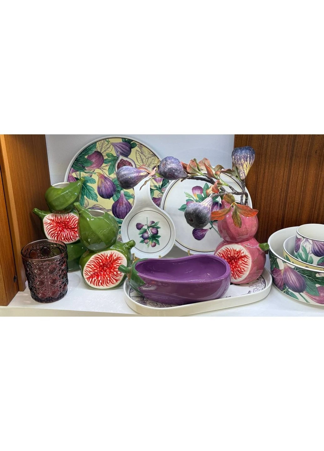 Ваза порцелянова Figs 13.6*9*20см зелена Home Decor (396524813)