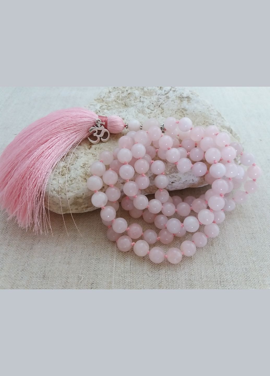 Чотки з натурального каменю кварц 108 намистин з вузлами символ ОМ No Brand (331293563)