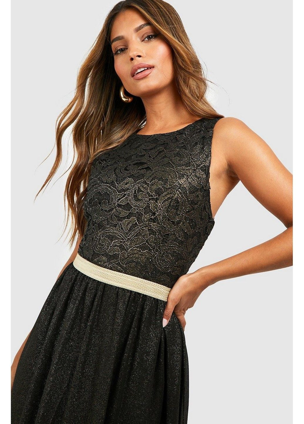 Черное коктейльное платье Boohoo с абстрактным узором