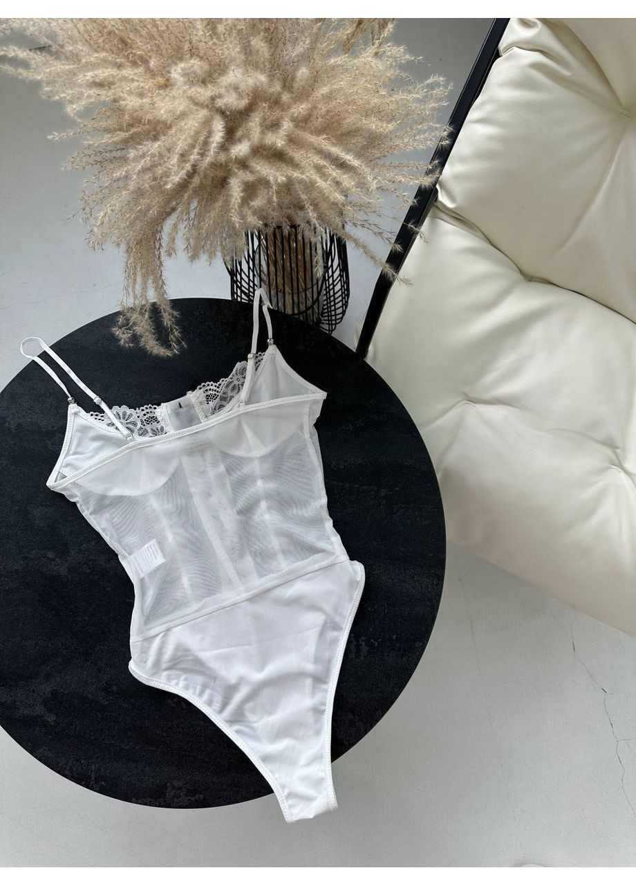 Боді біле сіточне з мереживом, бантиком та акцентом на бюст Vital-Textile 435/35 (361853732)
