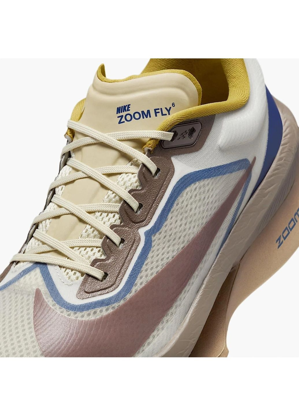 Коричневі кросівки чоловічі zoom fly brown Nike