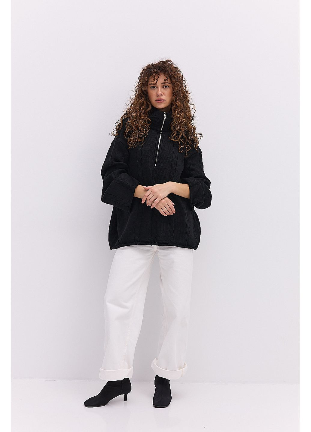 Вязаная женская кофта с воротником на молнии и косичками темно-красная Arjen (364967522)