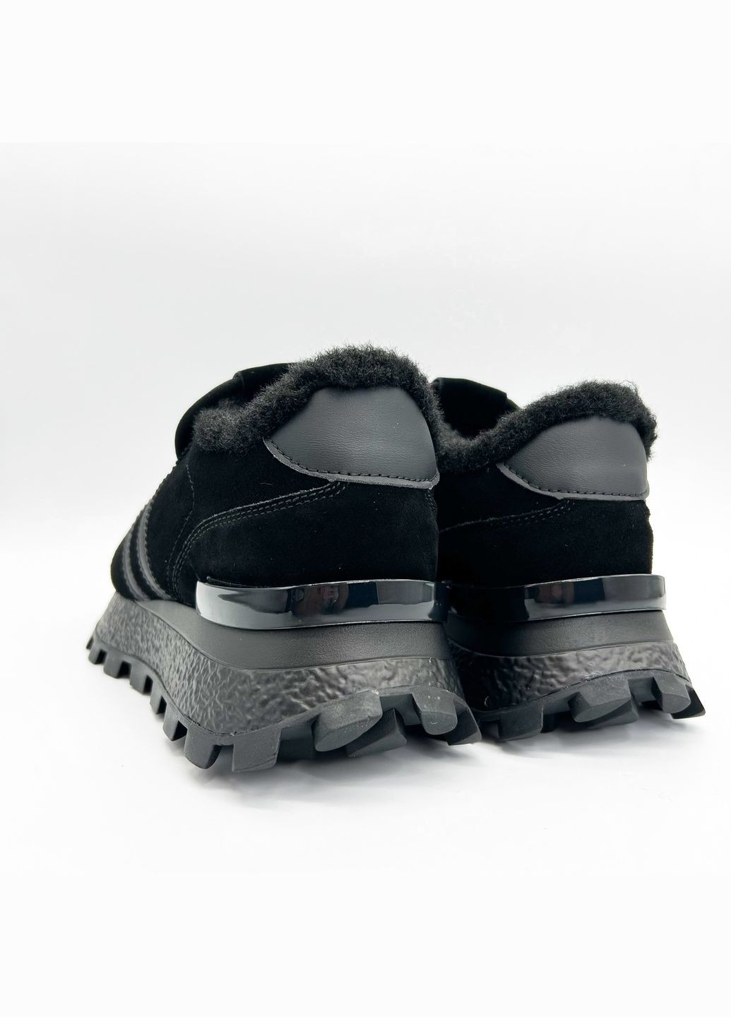 Кросівки (р) Замшa 0-1-1-LF-80019-4 Lifexpert чорні зими (304214680)