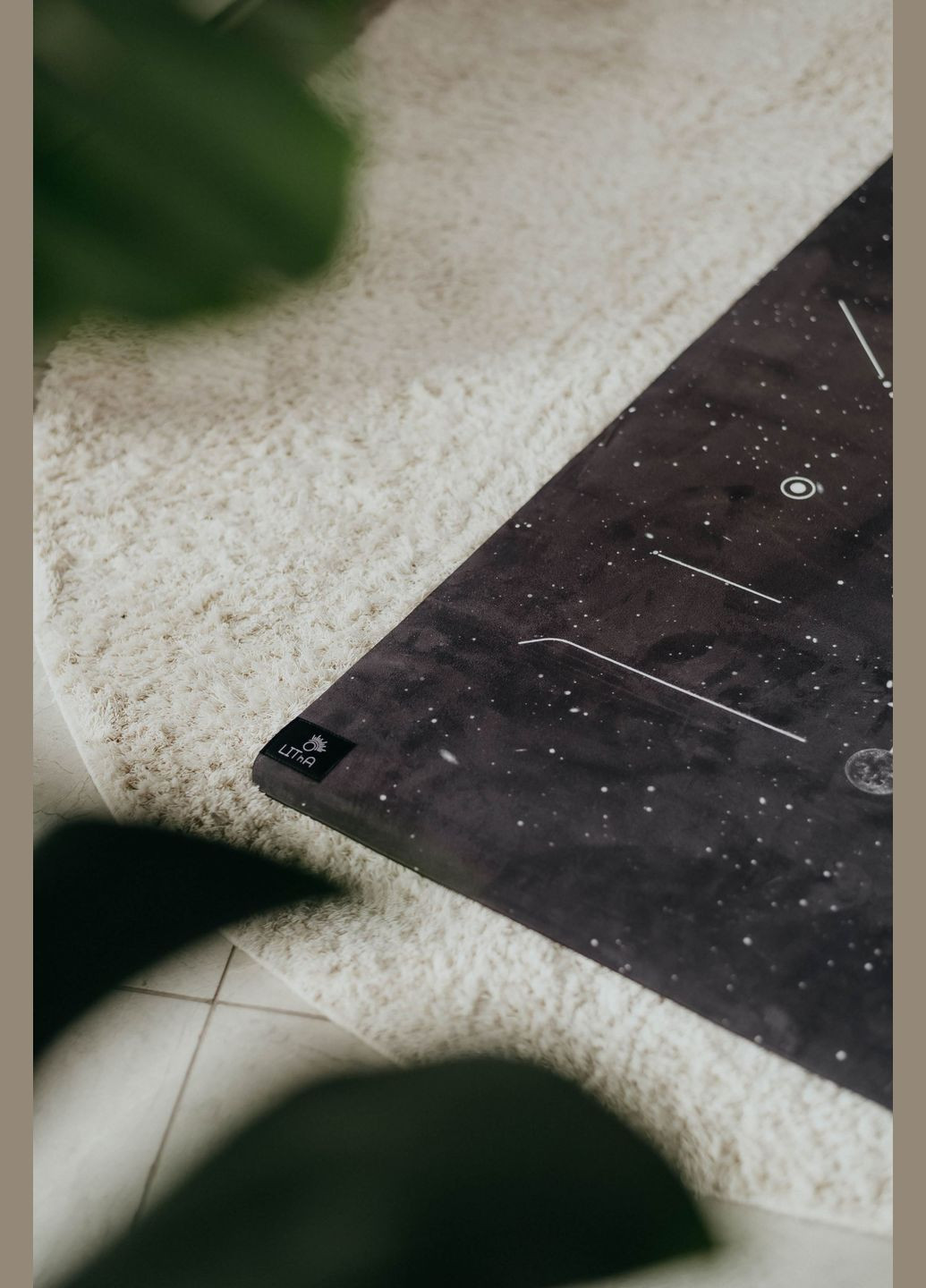 Килимок для йоги Travel - "Space Energy" Black + сумка LIT[h]A (331888464)