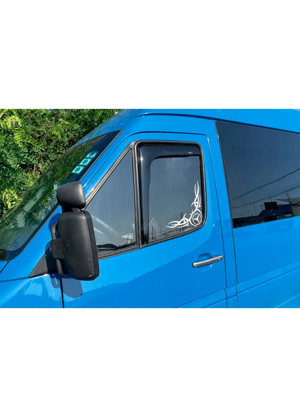 Вітровики вставні (2 шт, ) для Mercedes Sprinter W901/902/903/904/905 1995-2006 рр Hic (389263589)
