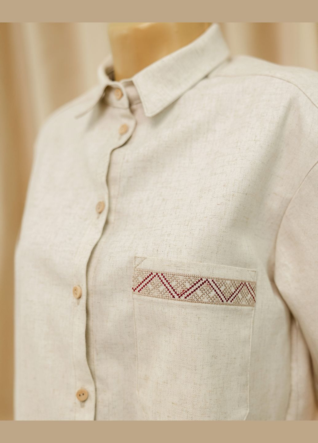 Бежевая рубашка вышитая женская льняная яворина бежево-красная вышивка узор орнамент свободная вискоза, лен (334001042)