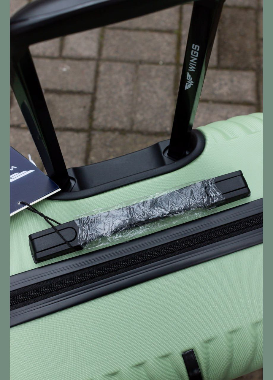 Валіза пластикова середня M, колір блакитний Wings 120 (324072213)