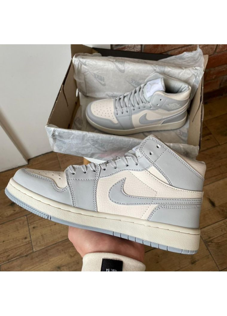 Белые демисезонные кроссовки мужские nike jordan 1 retro high blue white найк аир джордан No Brand