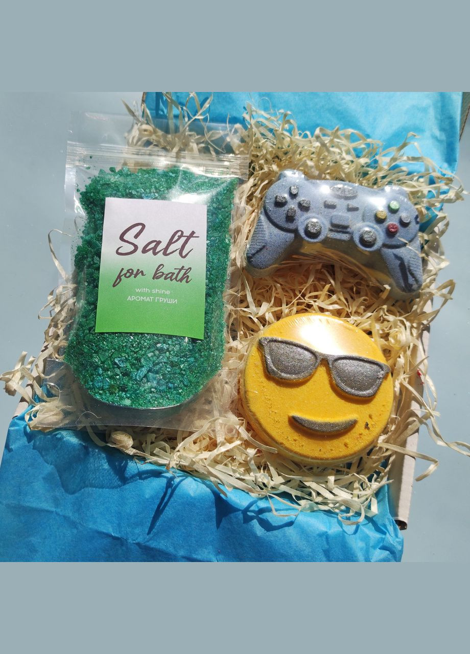 Чоловічий подарунковий набір "Smile & Play" для ванни на 4 Spa, подарунок хлопцю, хлопчику, сину на день народження No Brand (340461971)