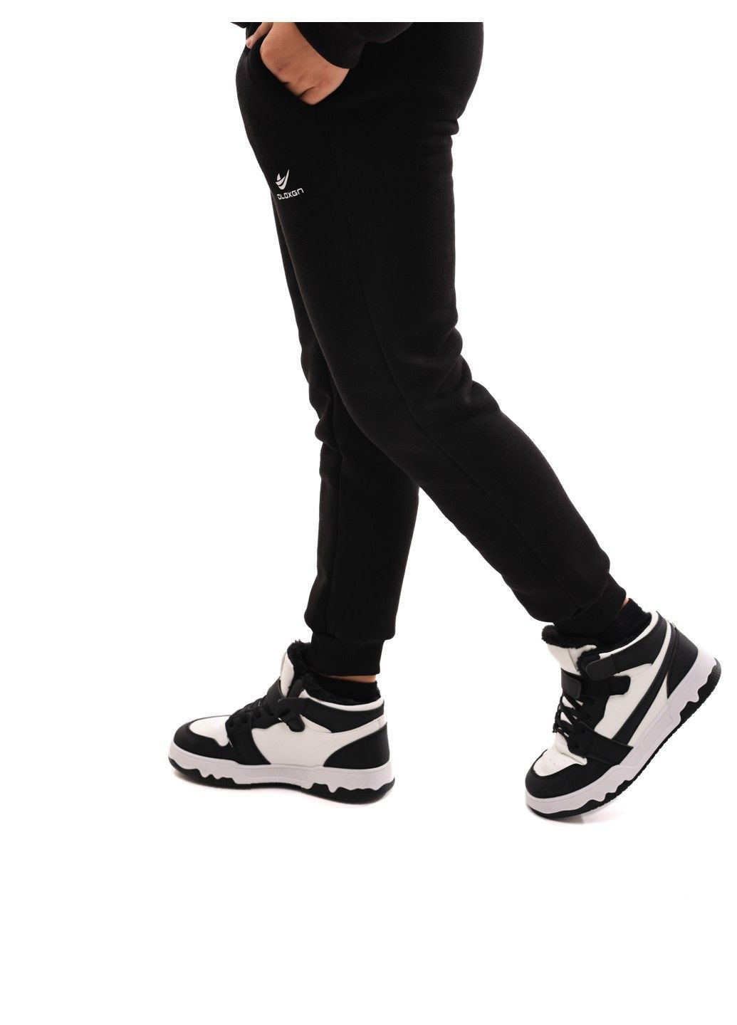 Черные зимние брюки No Brand