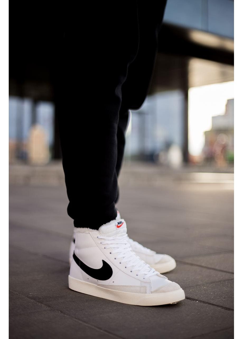 КРОСІВКИ ЖІНОЧІ NIKE BLAZER MID 77 WHITE BLACK НАЙК БЛЕЙЗЕР No Brand чорні зими (368855998)