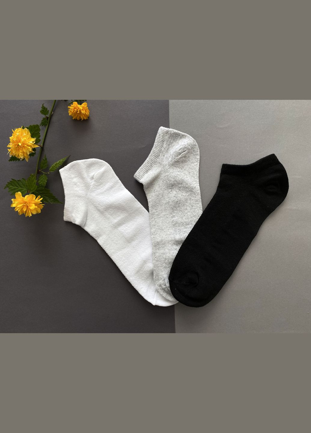 Чёрно-белых носки мужские, с сеточкой, короткие. комплект из 3х пар. цвет: черный\серый\белый. Крокус однотонные (335051356)