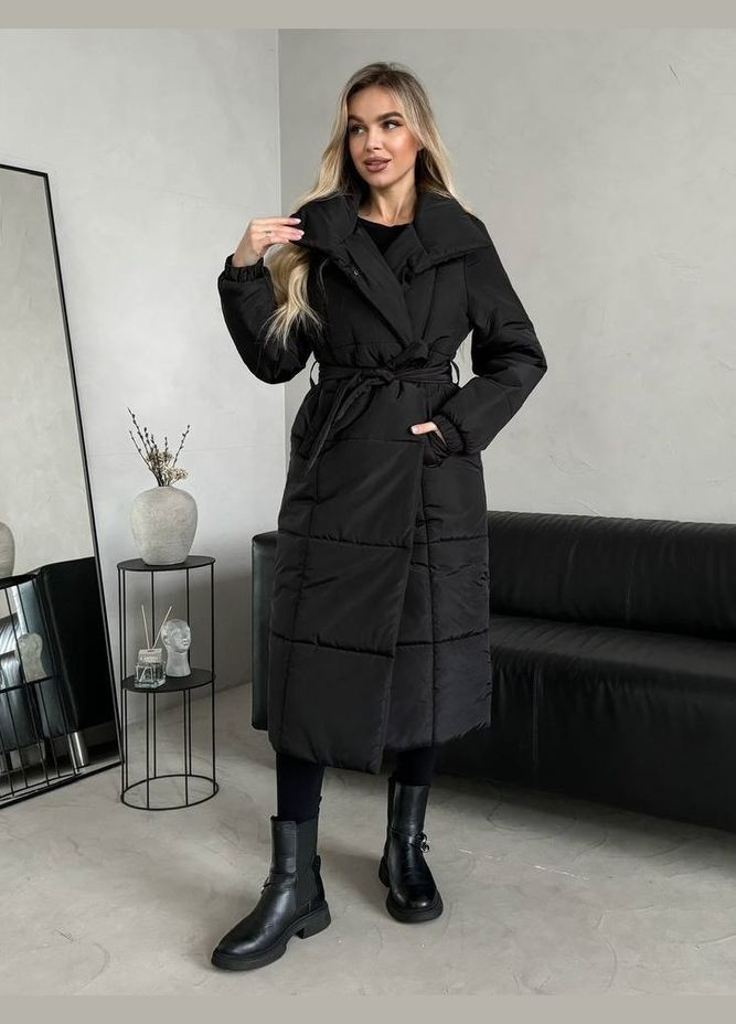 Черная демисезонная пальто синтепон 250 плащевка No Brand