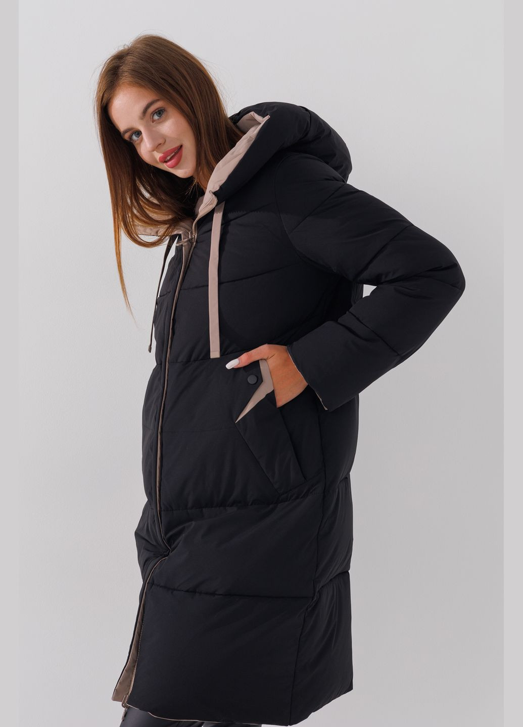 Чорна зимня куртка Towmy