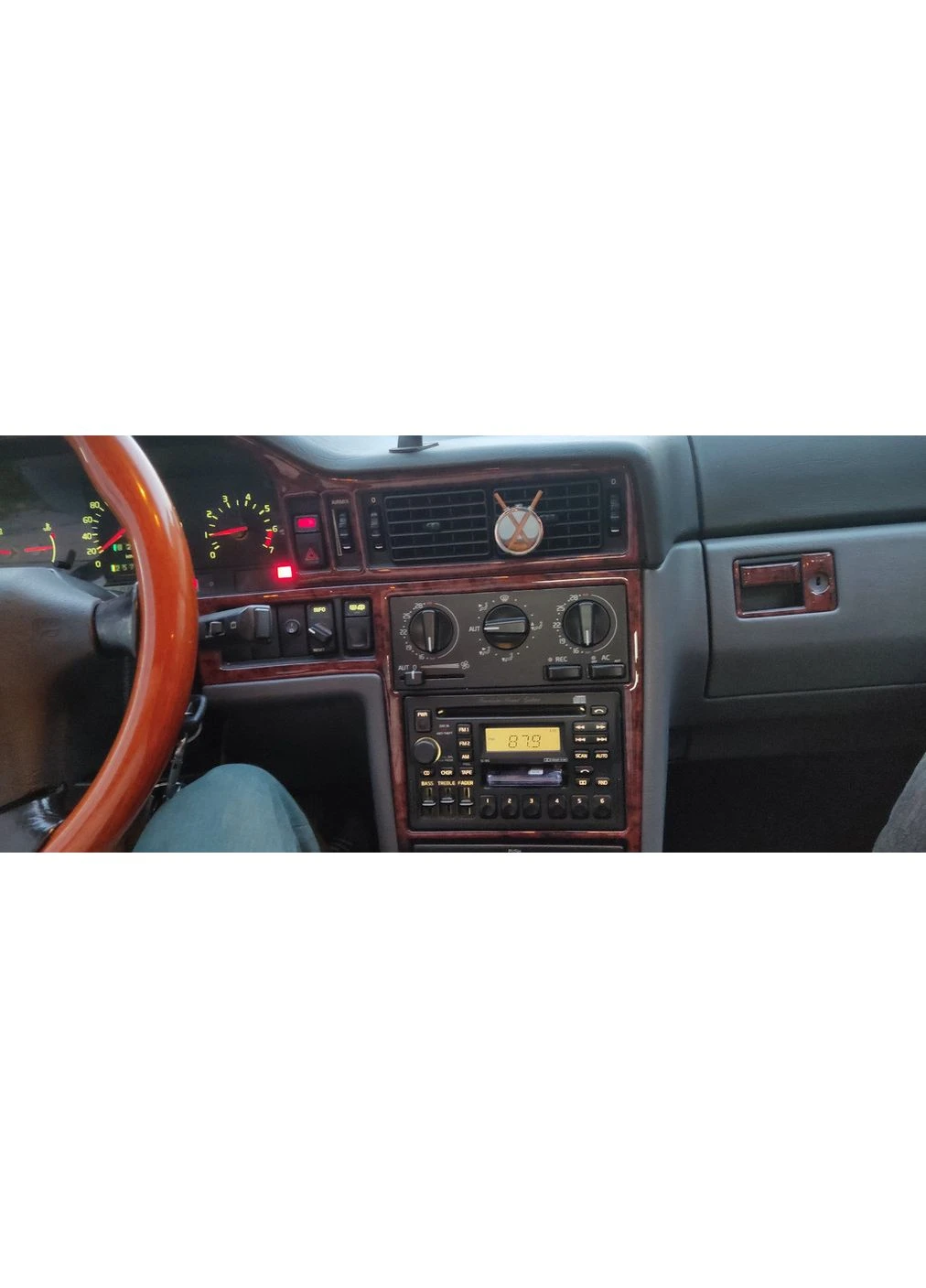 Накладки на панель (1993-1997) алюміній для Volvo 850 рр Meric (392199464)