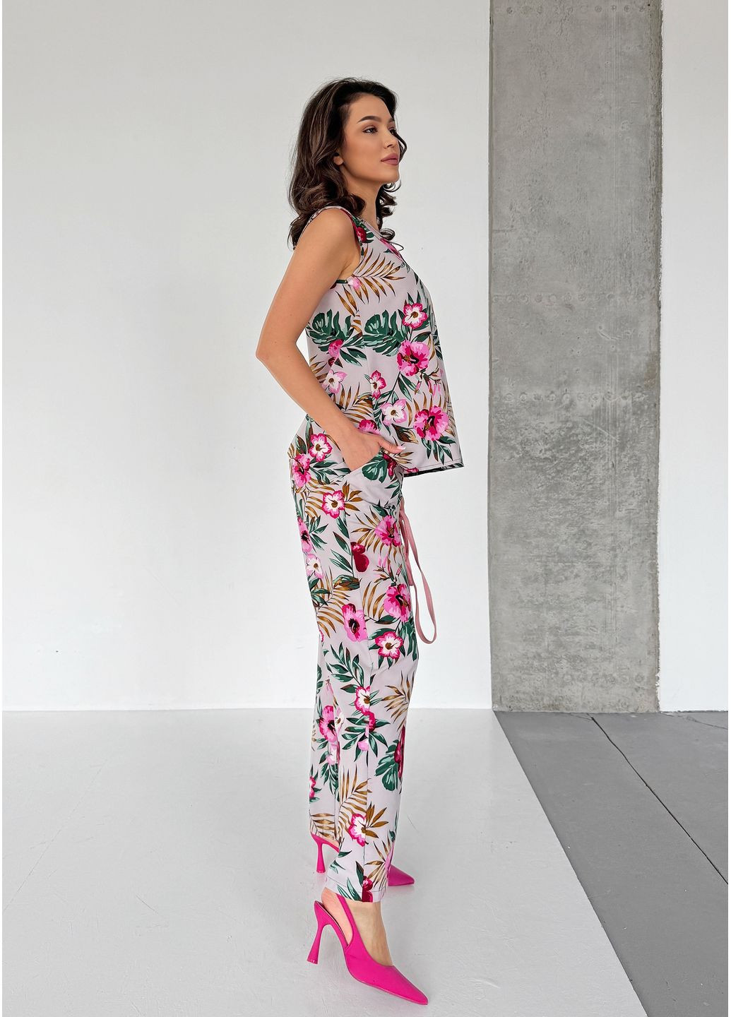 Яркий стильный летний костюм из креп-жатки INNOE Костюм (357490298)