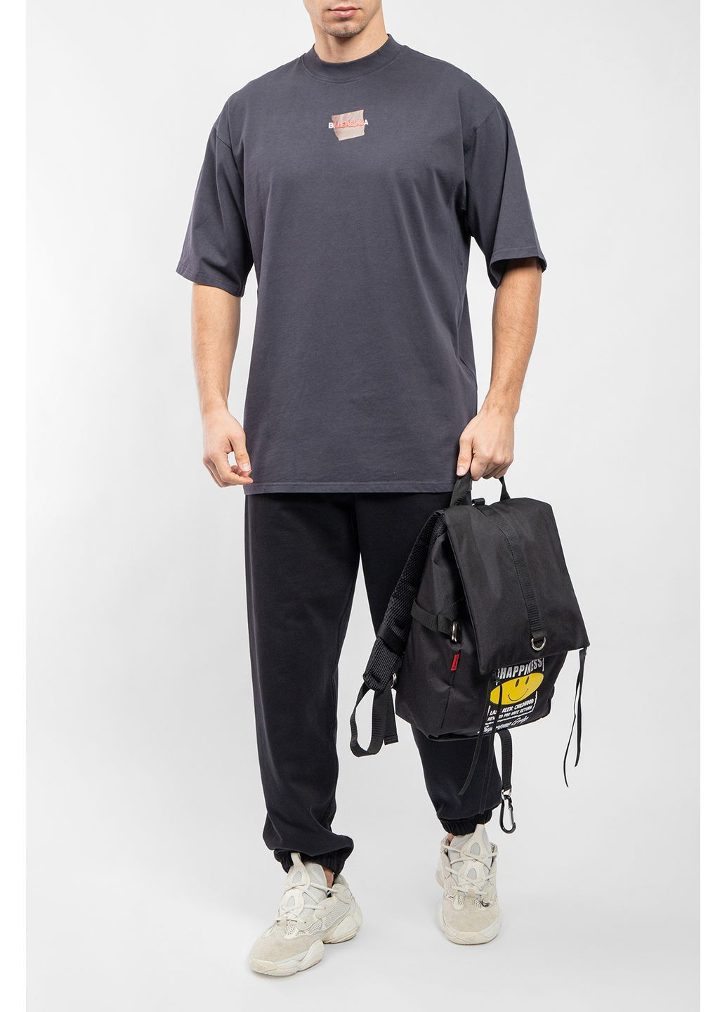 Сіра футболка Balenciaga