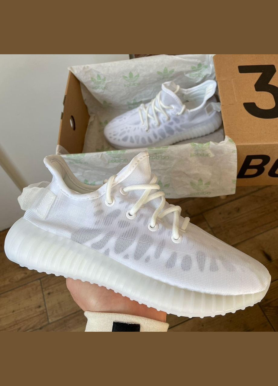 Цветные демисезонные кроссовки yeezy 350 v2 mono белые adidas --3361
