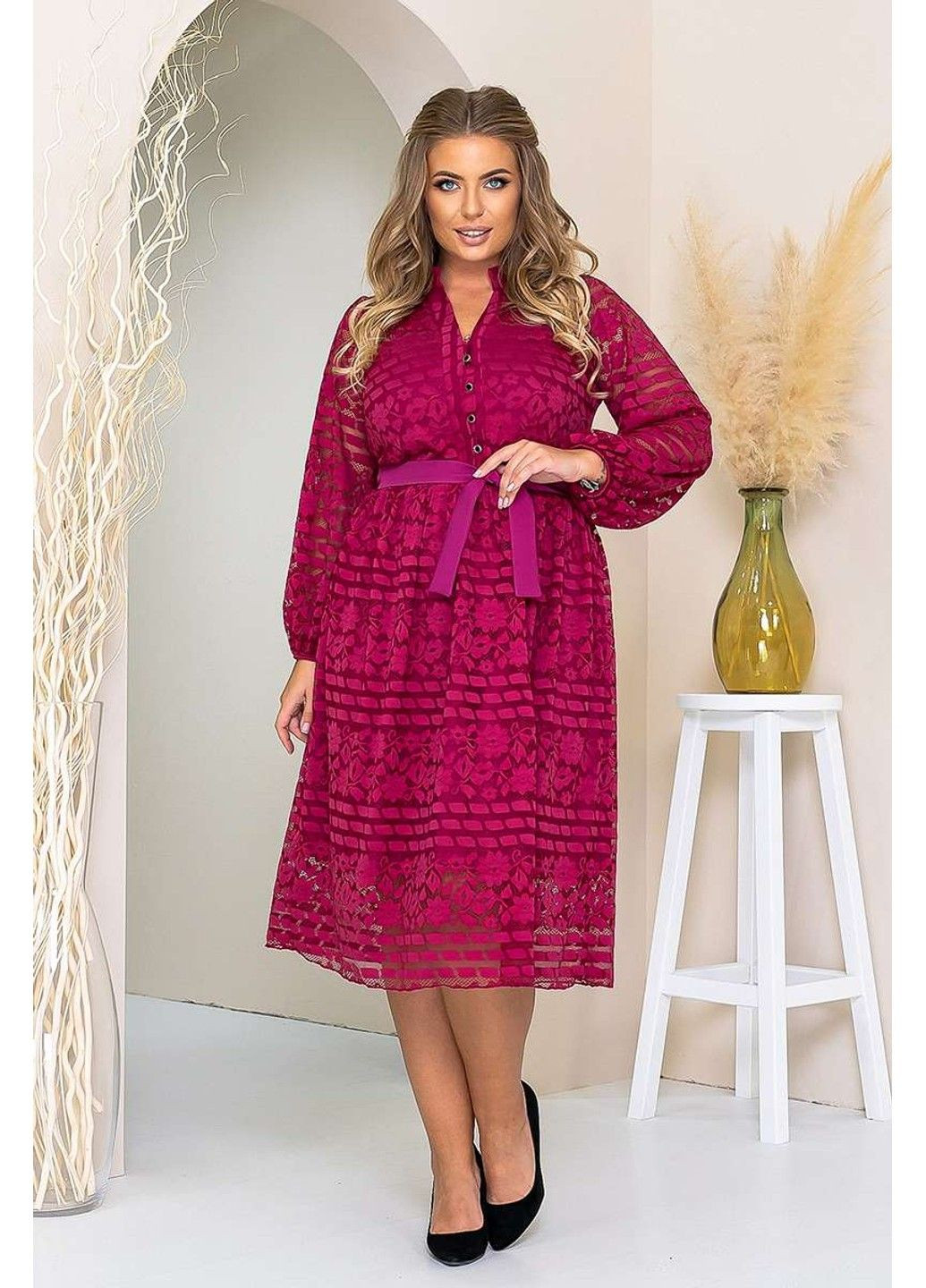 Красное коктейльное платье ажурный гипюр 21124 марсала Tanita-Romario