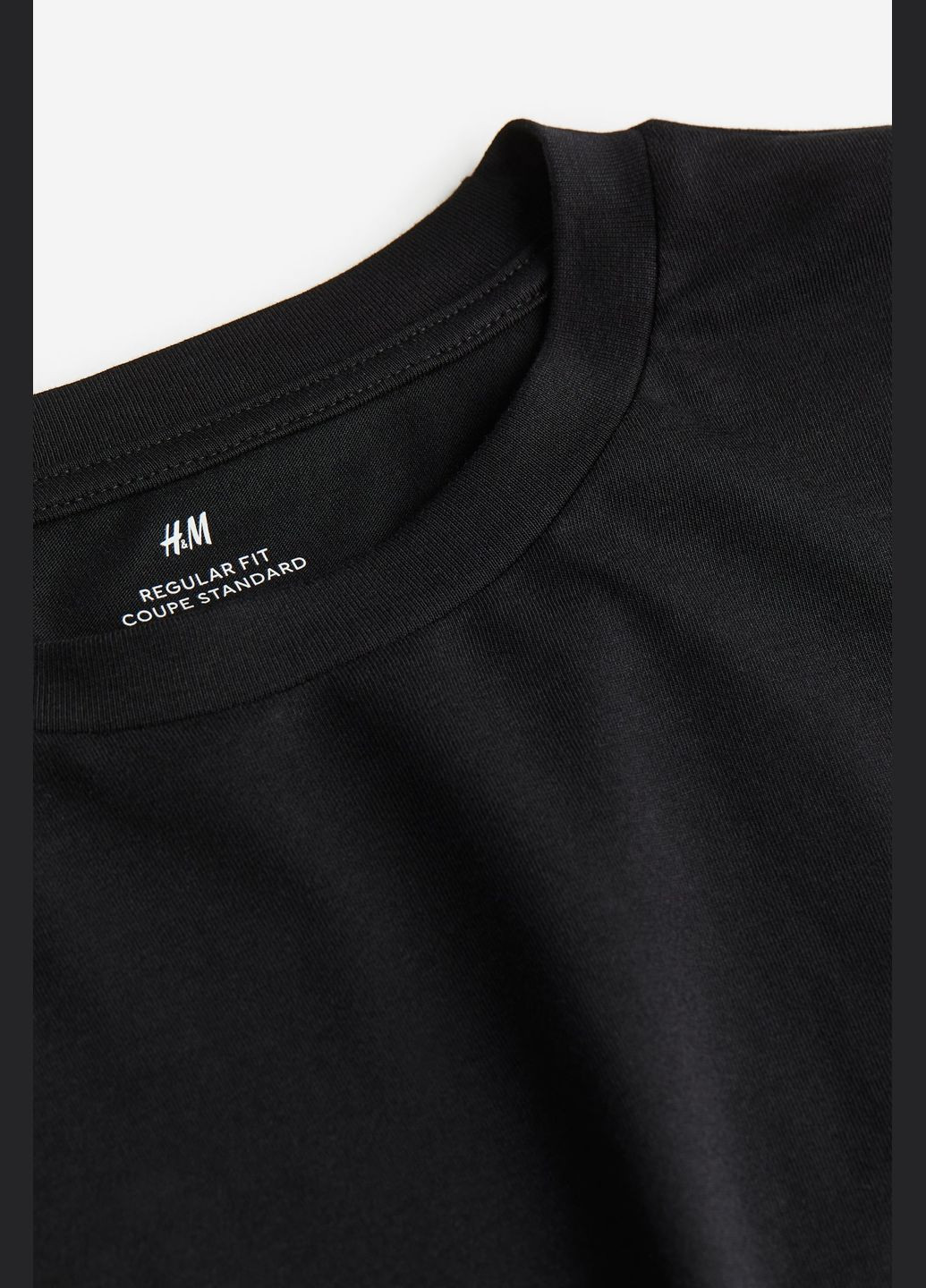 Черный демисезонный повседневный лонгслив H&M однотонный