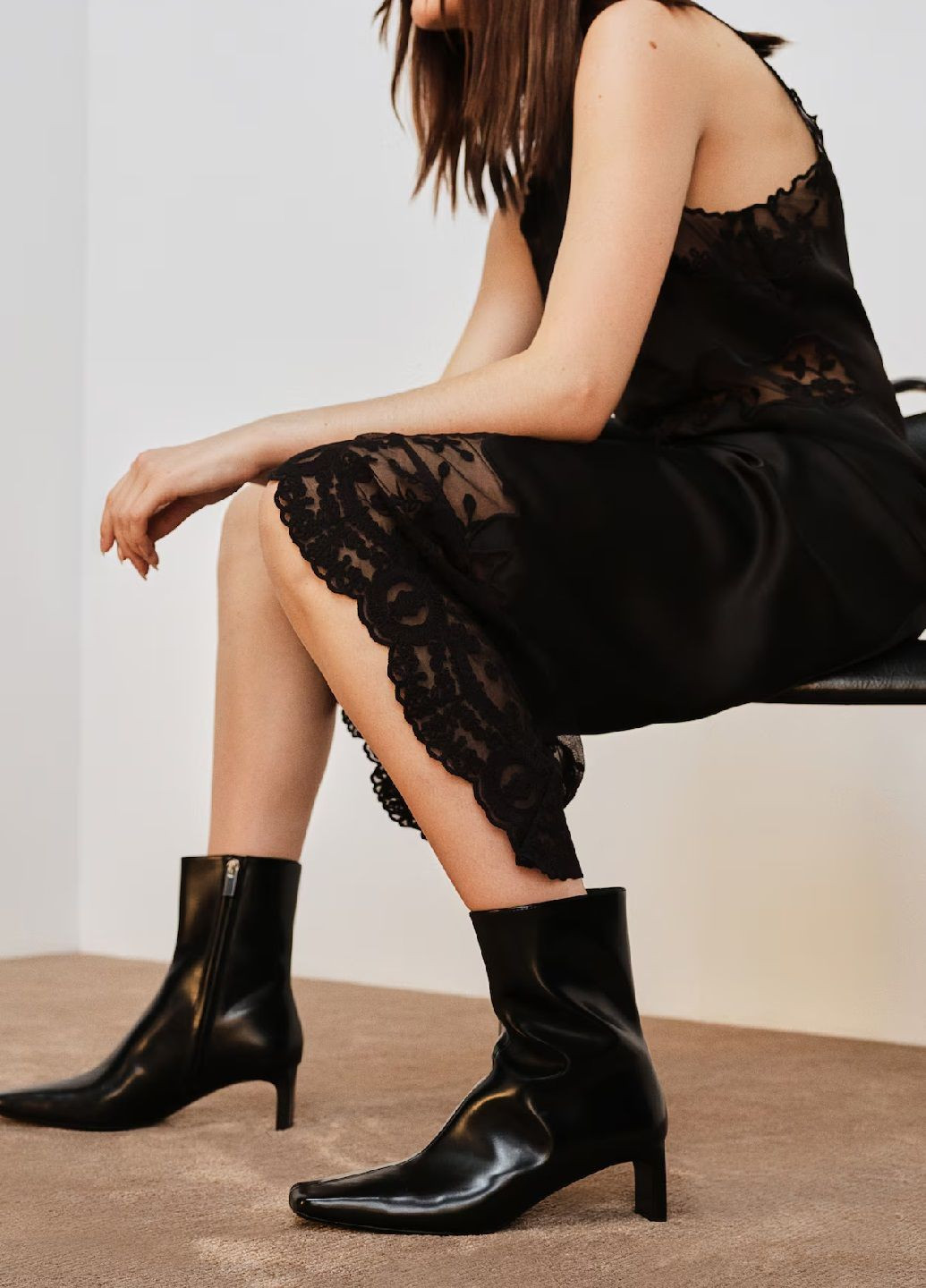 Чорні демісезонна ботильйони H&M