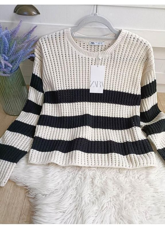 Белый демисезонный свитер в полоску. Zara