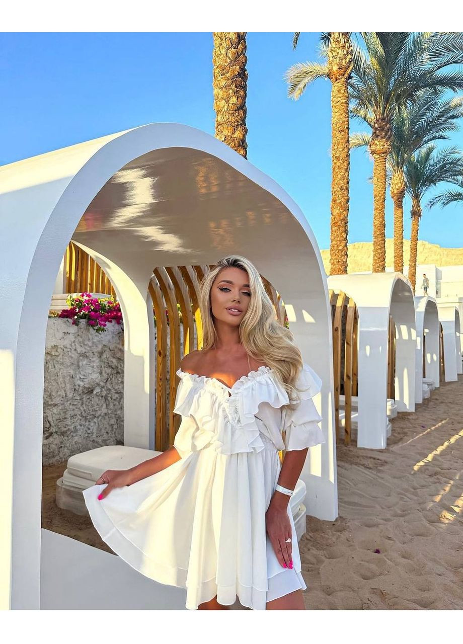 Білий коктейльна жіноча повітряна сукня з пишною спідничкою Україна однотонна