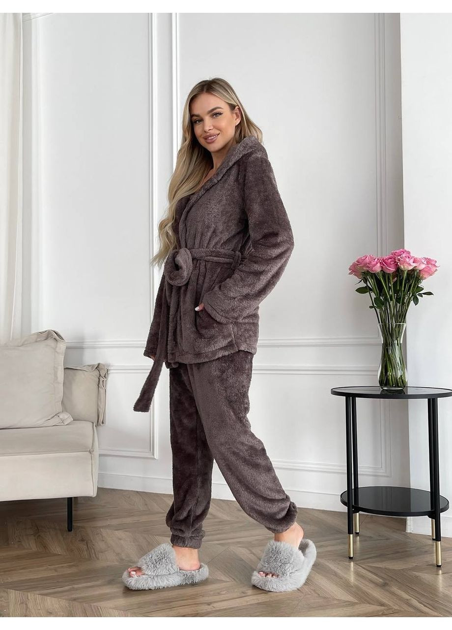 Темно-бежевая всесезон домашний комплект-тройка Garna