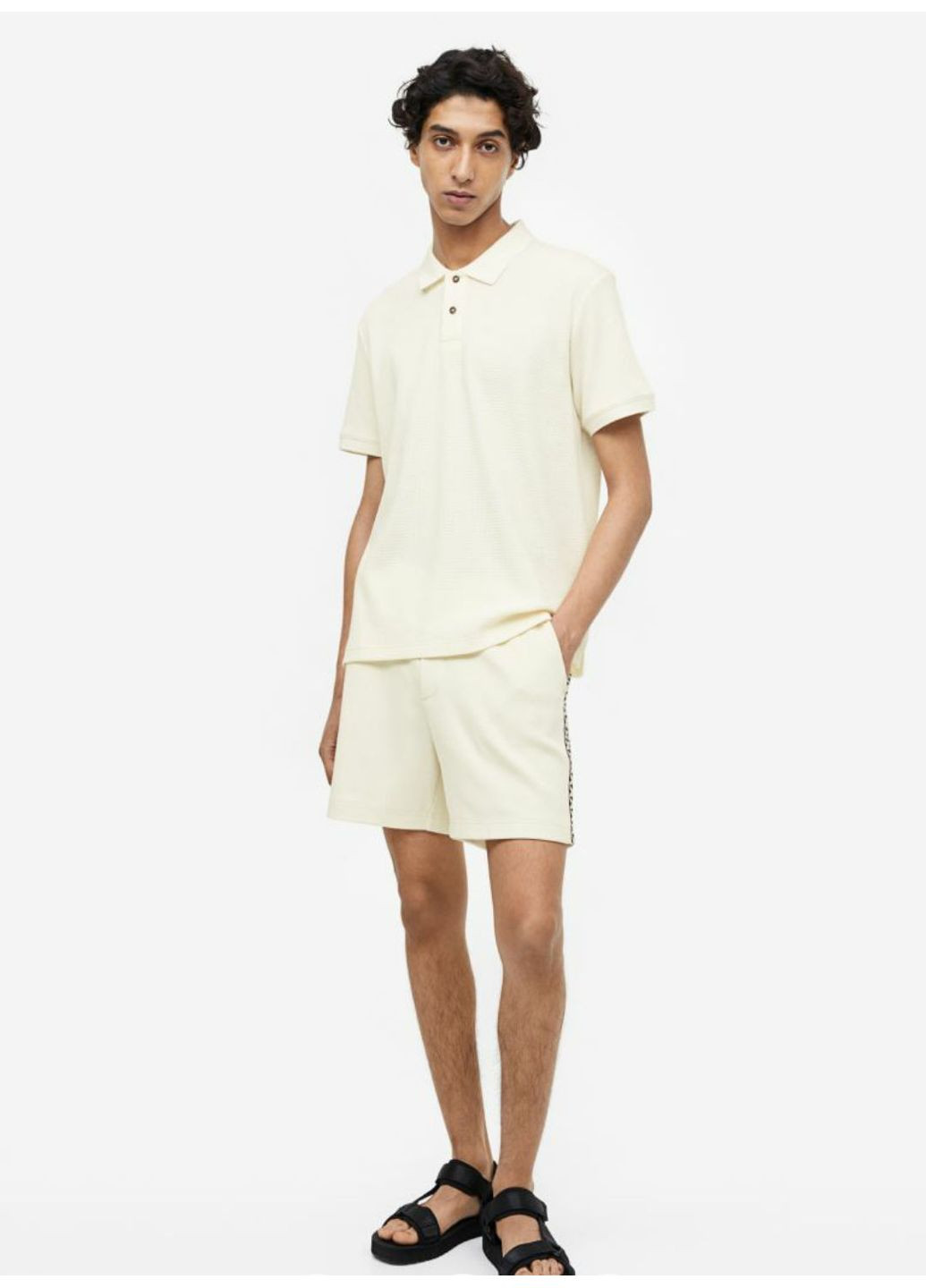 Молочная футболка-поло из хлопка для мужчин H&M однотонная
