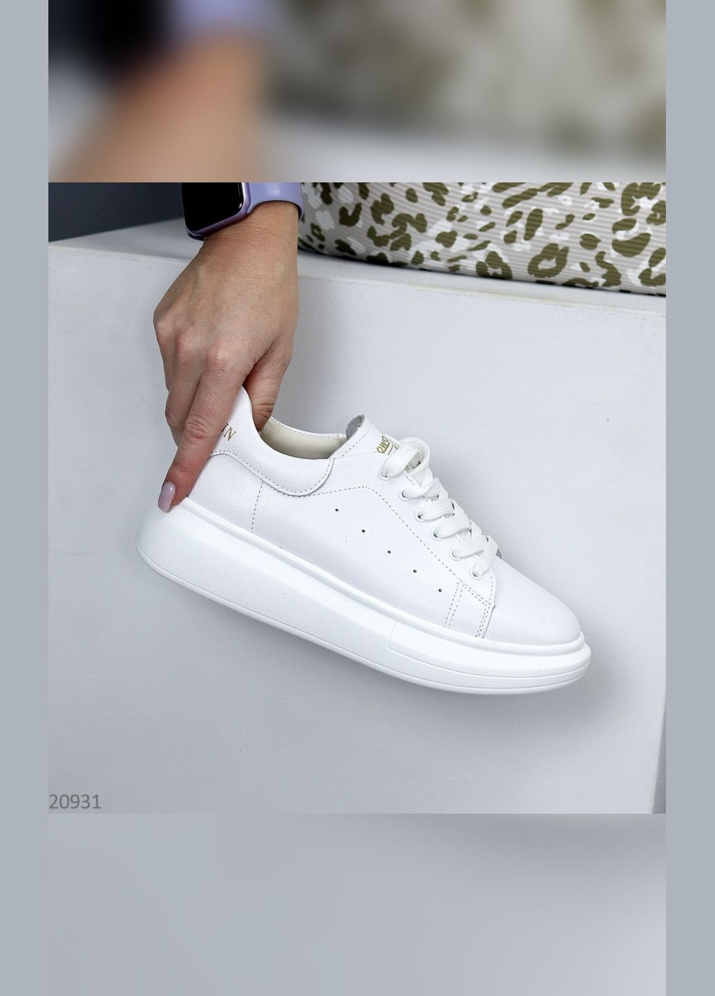 Белые демисезонные классические женские кроссовки. No Brand