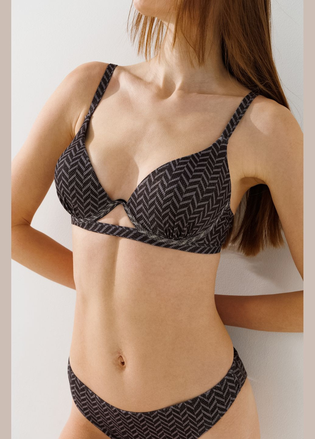 Сірий демісезонний купальник верх з візерунком жіночий 7236-k shop (2000990925923) On me