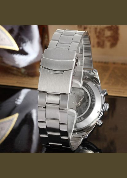 Titanium Winner (346533144)