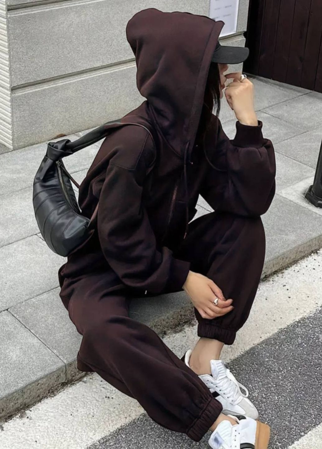 Базовый повседневный демисезонный костюм двойка: укороченный худые на молнии + штаны Tik-Tak (362539228)