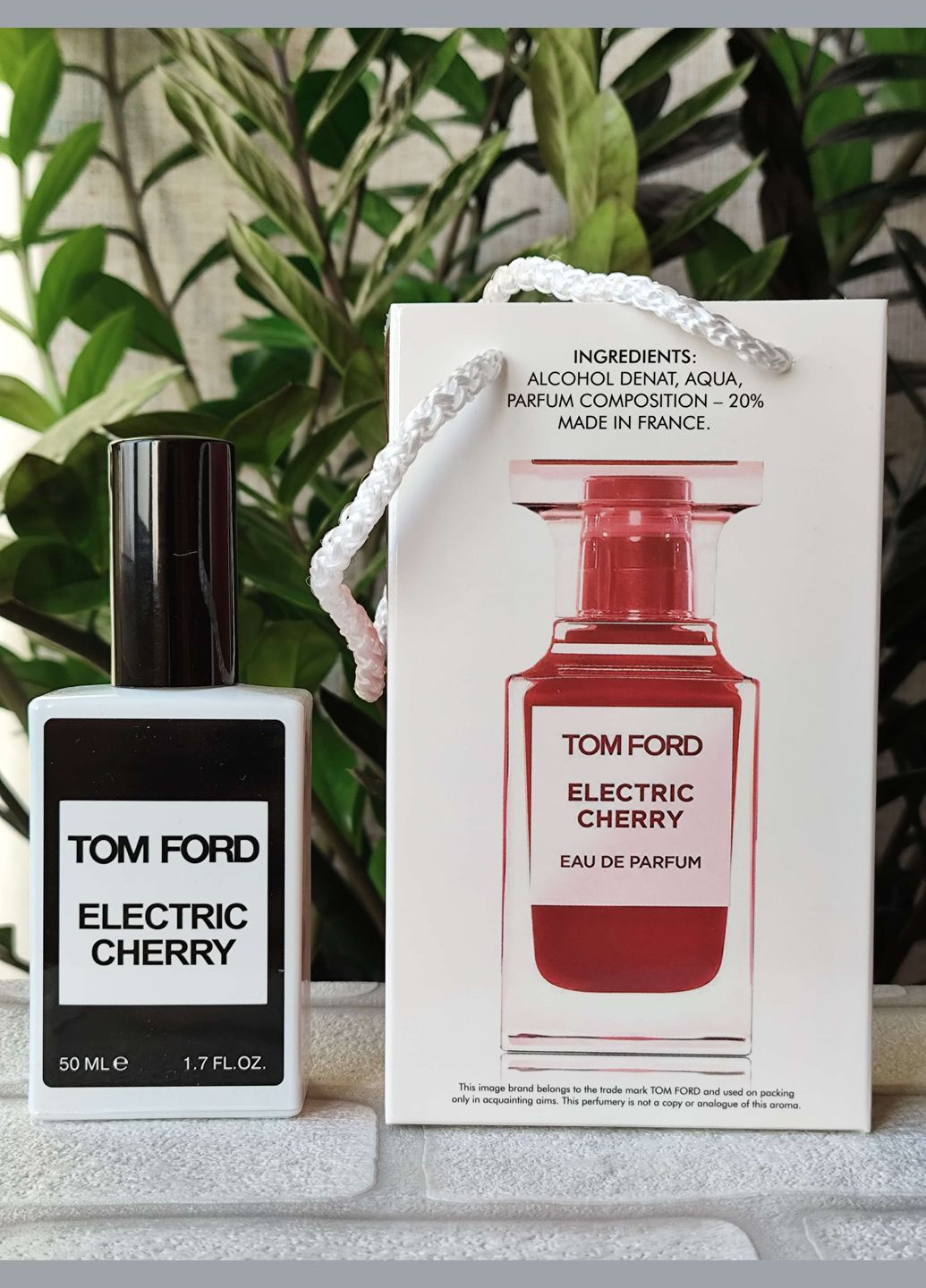 Парфуми унісекс Electric Cherry в подарунковій упаковці (Електрік Чері), 50 мл No Brand (336190102)