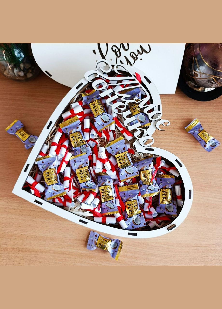 Подарунковий набір із цукерок та 101 причини Чому я тебе люблю для дівчини (ar210) No Brand (323143521)