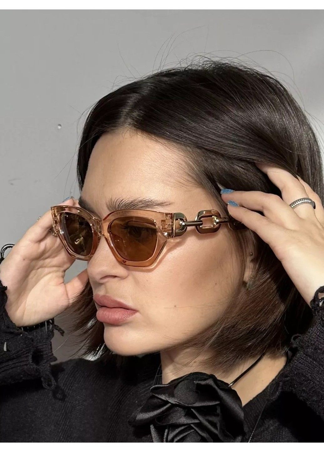 Сонцезахисні окуляри котяче око Chain бежеві No Brand (323041903)