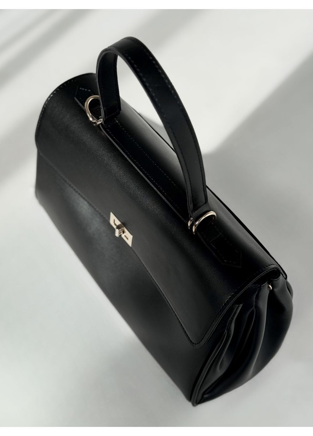 Жіноча сумка LK-7024 Чорна Savvy (373297028)