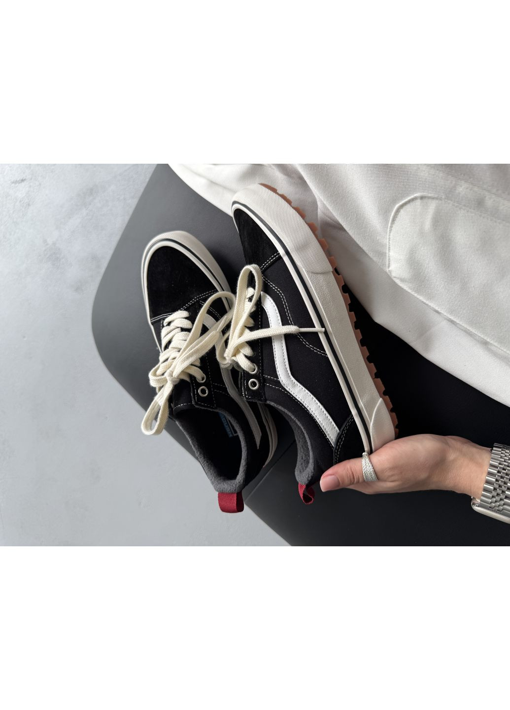 Чорні Осінні кеди чоловічі vans old skool mte-1 black / white ванс олд скул No Brand