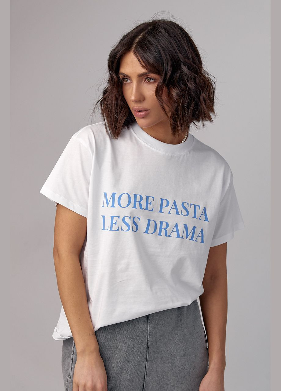 Голубая летняя женская футболка с надписью more pasta less drama Lurex