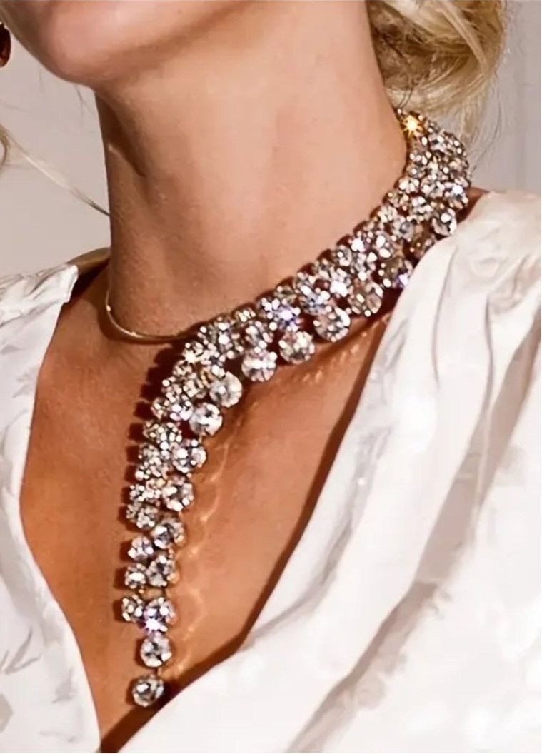 Эксклюзивное ожерелье асимметрия колье в кристаллах, стразах, 3606 No Brand (363116157)