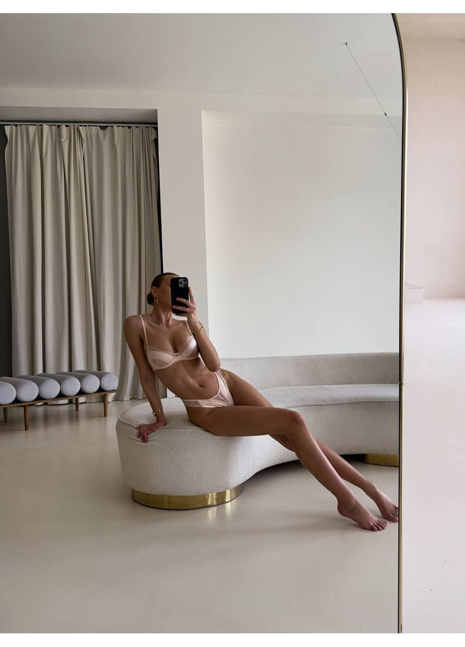 Бежевый демисезонный комплект белья с кружевными вставками No Brand