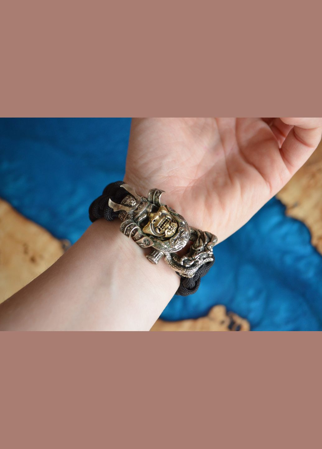 Браслет с Самураем из мельхиора и с маской из латуни плетение Рыбий хвост под заказ + брелок в подарок No Brand (341738902)