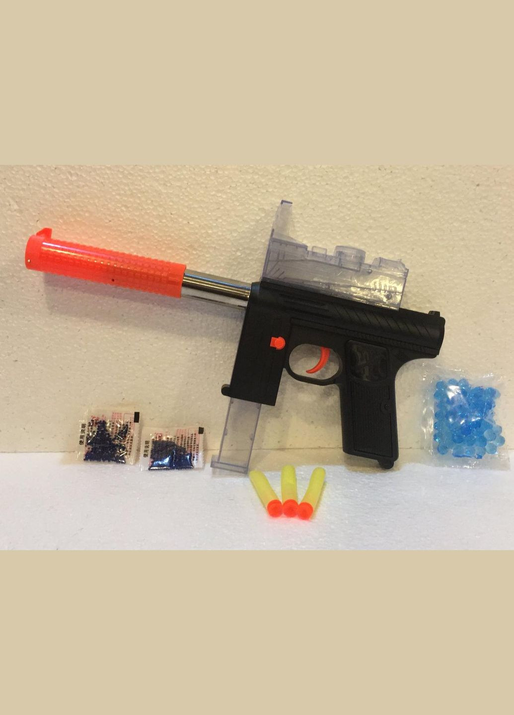 Автомат 36/14см, водяні кулі, кулі-присоски 3шт., в прозорому пакеті 36-17-2.5см No Brand (301648944)