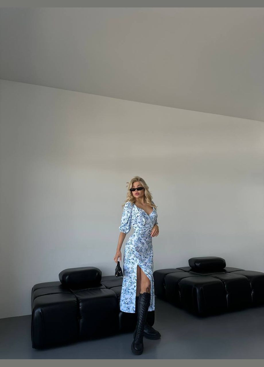 Оливкова красива літня оливкова сукня в квітковому принті з якісного софту, сукня з коротким рукавом та відкритим декольте No Brand