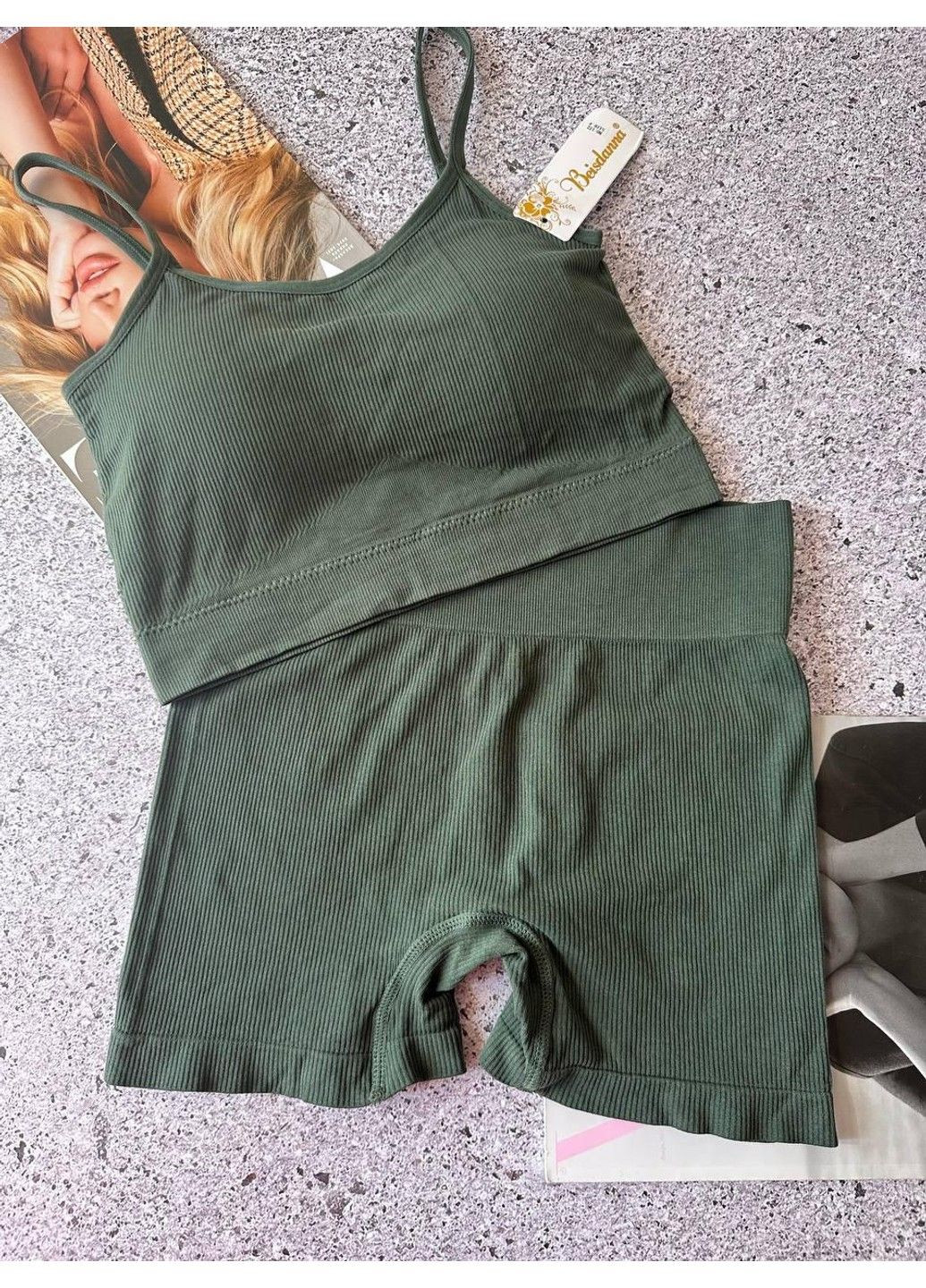 Оливковый (хаки) спортивный комплект женского нижнего белья в рубчик Beisdanna