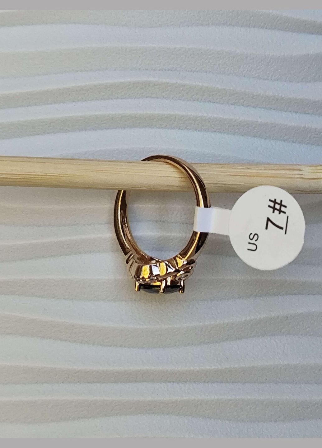 Кольцо ксюпинг позолота 18к xuping медицинское золото черный камень Xuping Jewelry (337114032)